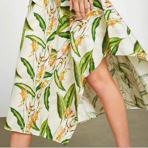 BCBGMAXAZRIA Bird of paradise skirt Size M - Picture 2 of 6